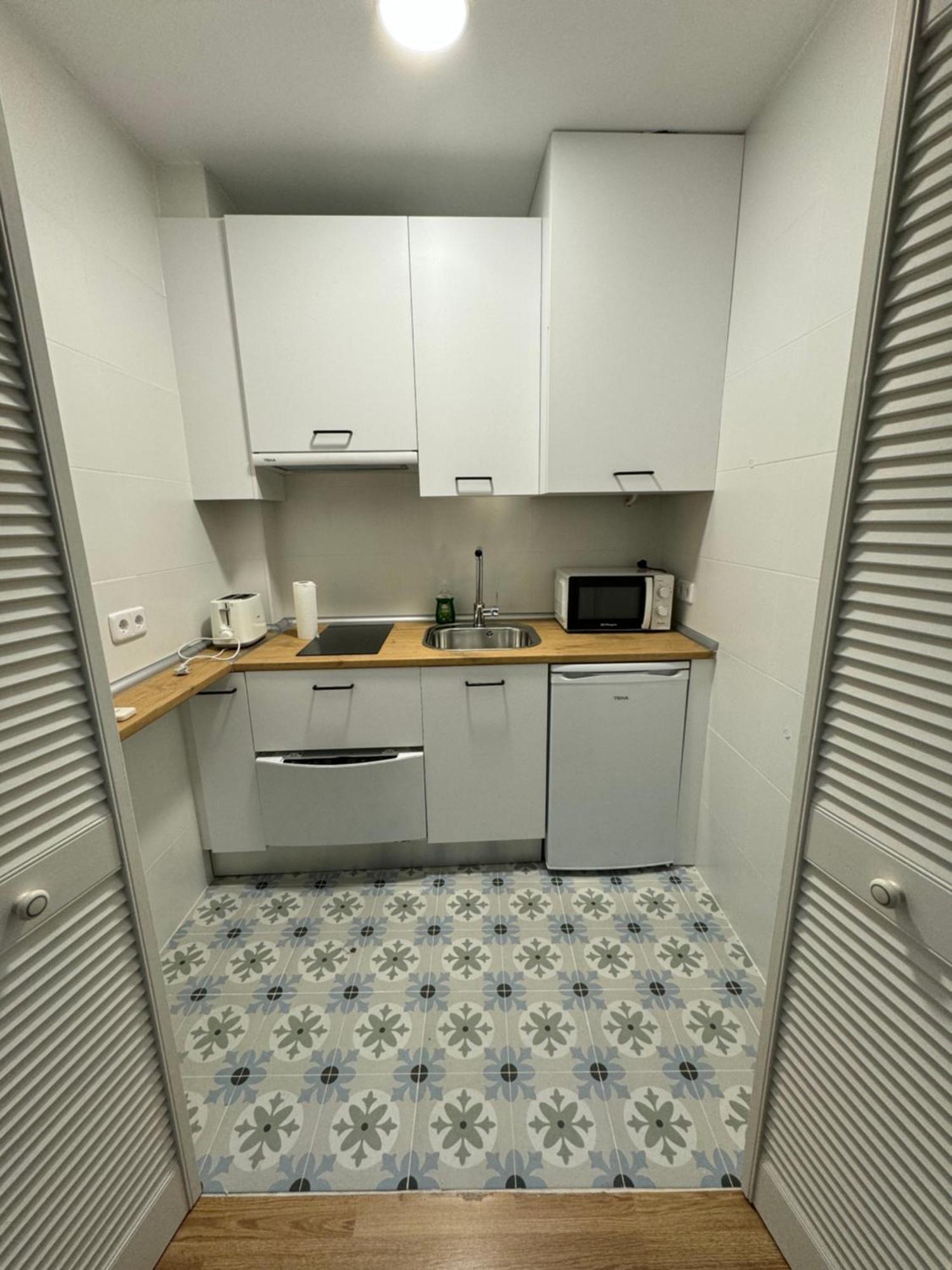 トレドCasa Centrica Tranquilaアパートメント エクステリア 写真